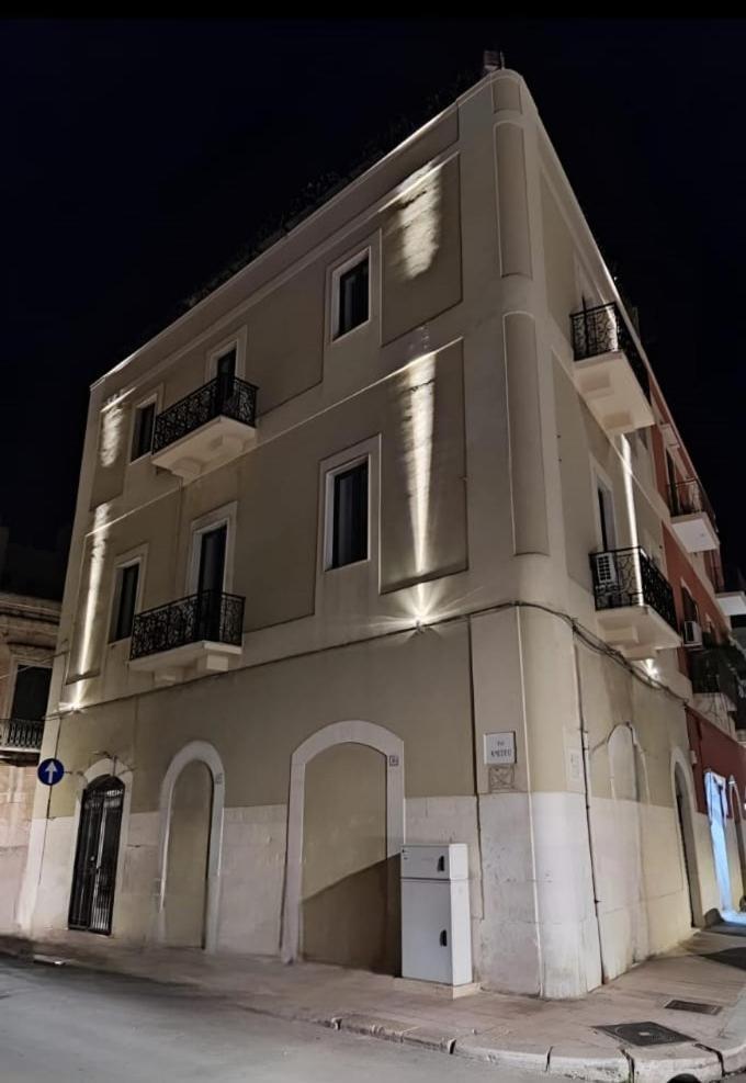 Trani Residence Exteriör bild