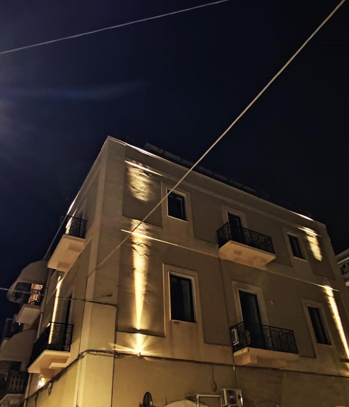 Trani Residence Exteriör bild